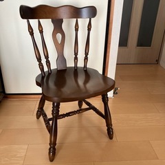 【決まりました】椅子１脚　中古　故障品　