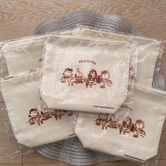 💠スヌーピーポーチ5個セット︎💕︎︎の画像