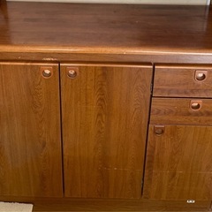 カウンターキャビネットの画像