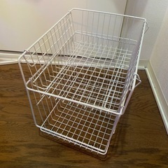 【0円/ 2点セット】積み重ねできるバスケット　カゴ　