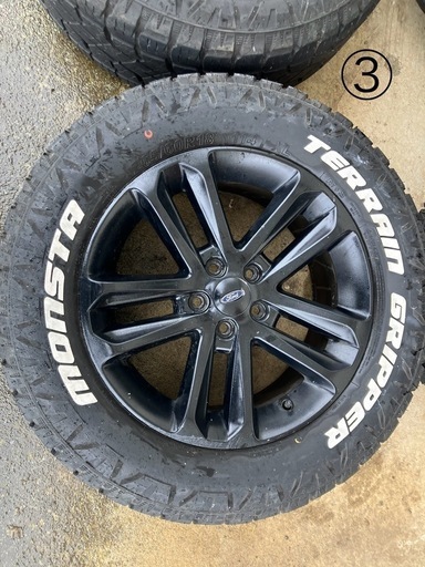 265/60R-18 MONSTA TERRAIN GRIPPER  フォードエクスプローラー純正ホイール　4本セット