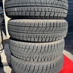 JMS０８１　🌟タイヤ安く譲ります🌟中古スタッドレスタイヤ🚗１５...