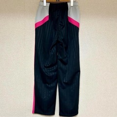 Nike ジャージパンツ ブラック/ピンク　子ども　Lサイズ　スポーツウェアの画像