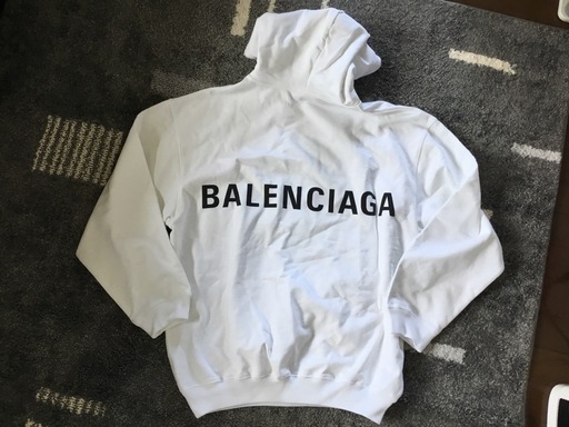 バレンシアガ　フーディ