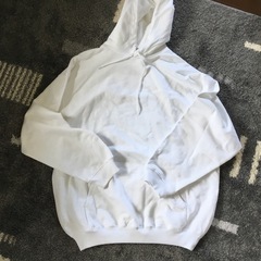 バレンシアガ　フーディの画像