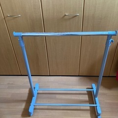 衣装ハンガーラック