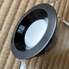 大光電機 ダウンライト 温調 DDL5404FBG  調光　福岡　田川市　DAIKO LEDダウンライト 白熱灯風調光タイプ 調光調色機能付 LED6.4W 電球色〜キャンドル色 埋込穴φ75 電源付(別置) 黒 DDL-5404FBG  の画像