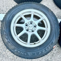 ブリヂストン製195/65R15スタッドレスタイヤとBreeze製15インチホイールのセットの画像