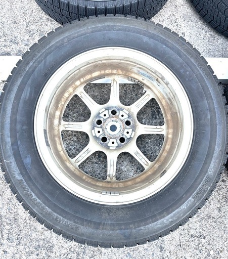 ブリヂストン製195/65R15スタッドレスタイヤとBreeze製15インチホイールのセット
