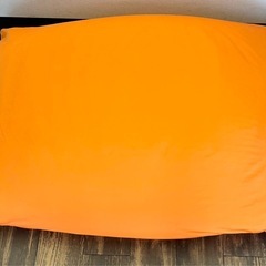 M【中古品】Yogibo ヨギボー ビーズクッション ソファー サンシャイン オレンジ 家具の画像