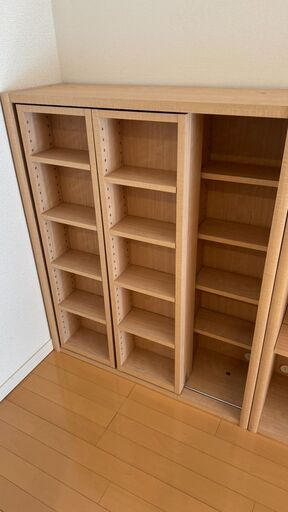 美品 大塚家具 書棚 スライドオープン 小島工芸 90×110×30cm 大塚家具 書棚 スライドオープン 小島工芸 90×110×30cm