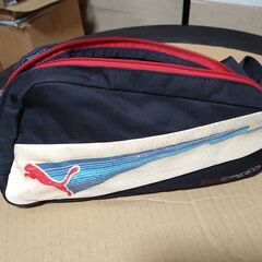 スポーツショルダーポーチ