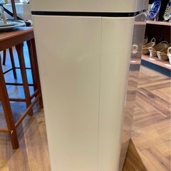 B5113 自動開閉 ゴミ箱 ダストボックス 45L ホワイトの画像