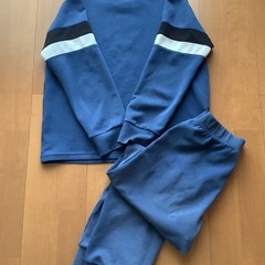 無料！男の子冬服いろいろ　140cmの画像