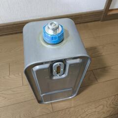 【ジャンク品】 石油ファンヒーター ホワイト LC-SL53H トヨトミの画像