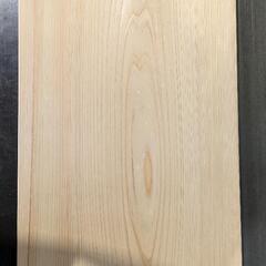 69ヒノキ 木製 まな板 天然木 無垢材　カッティングボード　キャンプ　一枚板の画像