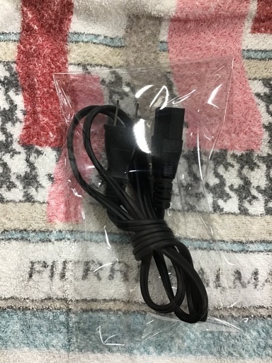 ●販売終了●マイコン5.5合炊飯器　YAMAZEN    山善　2024年製　取説付　中古品