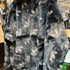 【新品未使用】adidas originals   HR3179 Sサイズ 正規品　モノグラム ファージャケットの画像