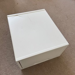 プラスチックケース