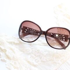 🌸♡. 格安 サングラス、パッグ別👜.♡