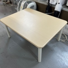 シンプル使いやすいテーブル