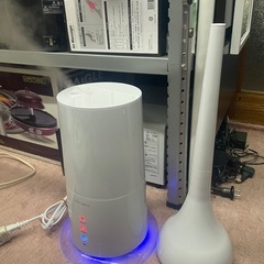 21年製　アロマハイブリッド加湿器の画像