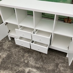 【IKEA】イケア　棚　収納棚　キャビネット　白　ホワイト　 KALLAX カラックスの画像