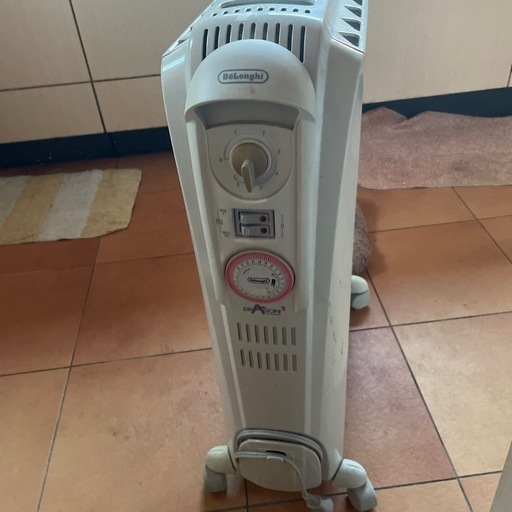 オイルヒーター　デロンギ