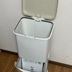 2段ゴミ箱　分別用　引き取りのみの画像