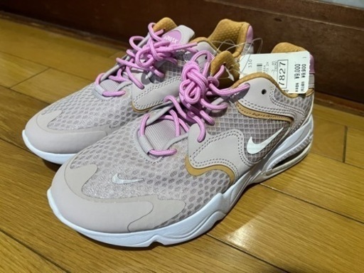 【新品・タグ付き】NIKE エアマックス 24.5cm 定価¥9,900