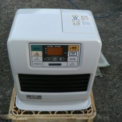 石油ファンヒーター　コロナ　未使用品