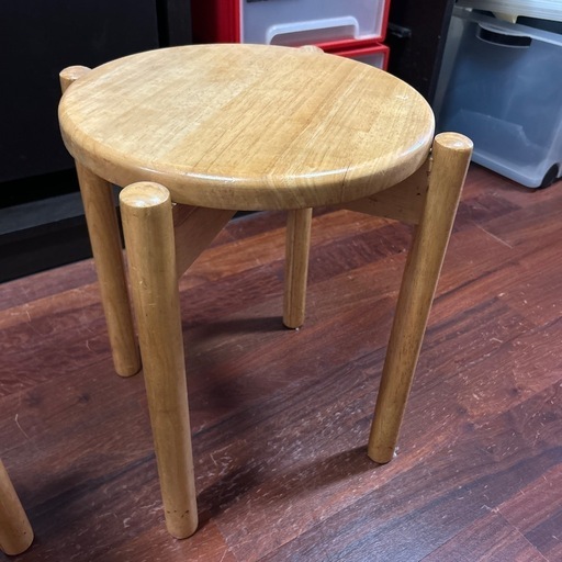 木製スツールチェア