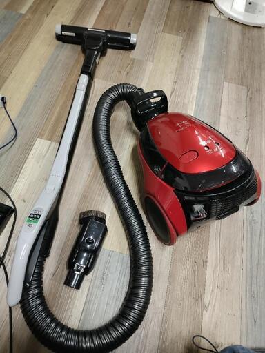 HITACHI 電気掃除機 CV-PA30 2015年製 ルビーレッド 紙パック式クリーナー