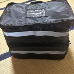 フードデリバリー　バッグの画像