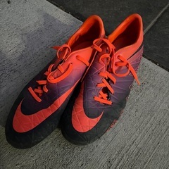 サッカースパイク
