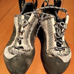 LA SPORTIVA ミウラウーマン　35 1/2サイズ