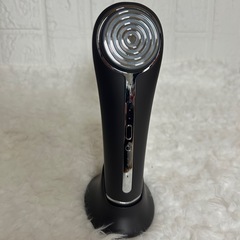 RF美顔器 イオン導入 超音波 EMS セルフエステ アンチエイジング 美顔器の画像