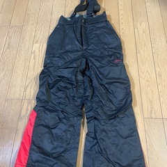 子供用　スキーウェア　130cmの画像