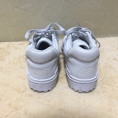 New Balance550 ホワイト スニーカーの画像
