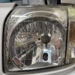 ヘッドライト磨きの画像