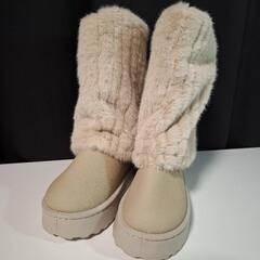 新品・未使用　　ムートンブーツの画像