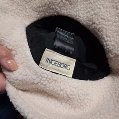 インゲボルグバケットハットの画像