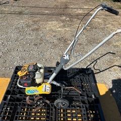 RYOBI カルチベータ 小型耕運機 2サイクル　RCVK-4250 ナタ爪　軽スタート　管理機　耕運機 家庭菜園 畑　リョービの画像