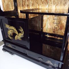 札幌【 飾り棚 】輪島塗　沈金　松　三鯉の図　小西啓介作の画像