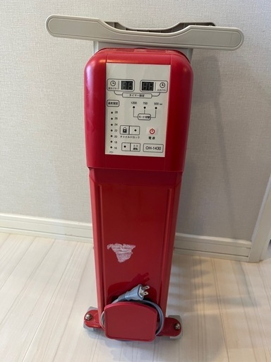 オイルヒーター 赤
