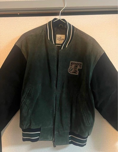 超貴重ティガーDisneyStore本革スタジャンSメンズGREEN