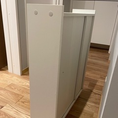 コンパクト収納棚の画像