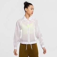 NIKEシアーブルゾンの画像