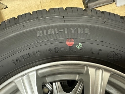 アルミホイル付きタイヤ145R13 8PR DUNLOP ENASAVE