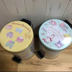 サンリオ蓋付きダストボックスの画像